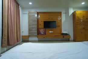 THE GREEN HILL RESORT
