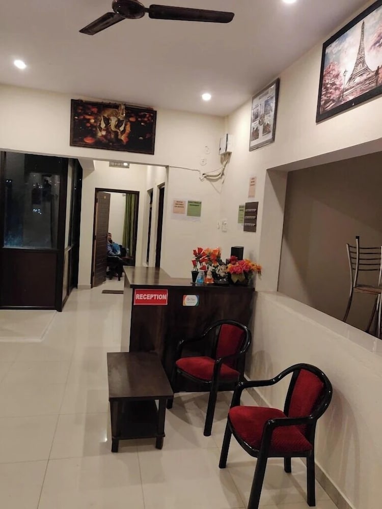 Hotel Dev Darshan & Restaurant