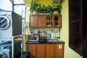 CozyPosy Premier Apartment