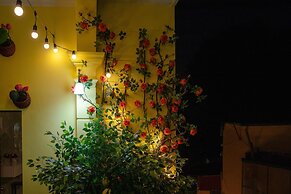 CozyPosy Premier Apartment