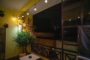 CozyPosy Premier Apartment