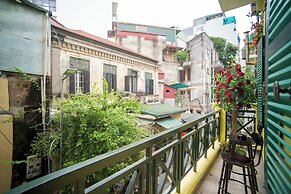 CozyPosy Premier Apartment