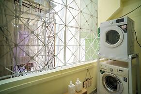 CozyPosy Premier Apartment