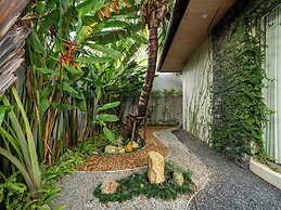 Exclusive villa in Botanica The Nature