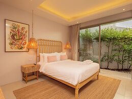 Exclusive villa in Botanica The Nature