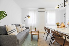 Vallecano Apartments by Olala Homes
