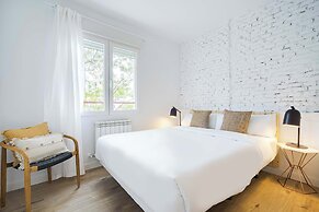 Vallecano Apartments by Olala Homes