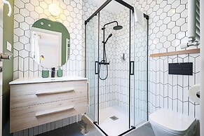 Vallecano Apartments by Olala Homes