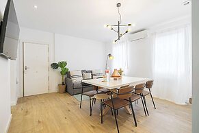 Vallecano Apartments by Olala Homes
