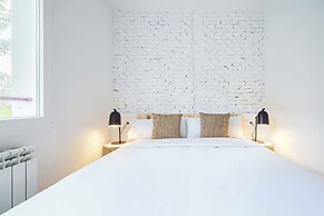 Vallecano Apartments by Olala Homes