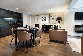 Courtyard Apartments