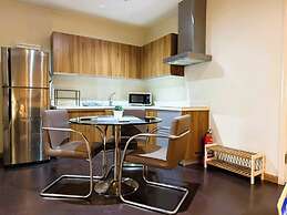 Penthouse 2 bedroom unit with balcony