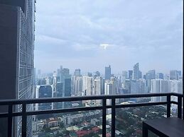 Penthouse 2 bedroom unit with balcony