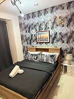 Penthouse 2 bedroom unit with balcony