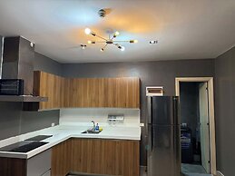 Penthouse 2 bedroom unit with balcony
