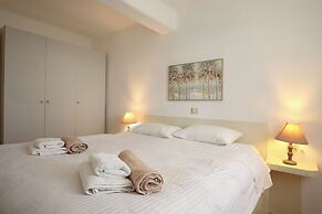 Acres Sunset Residence