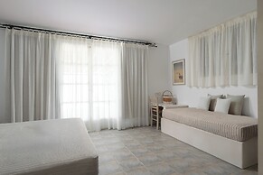 Acres Sunset Residence
