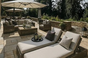 Lodge - Sleeps 18, pet Friendly & Free Parking
