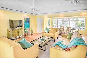 Bright St Thomas Getaway W/pool, 3Mi to Magens Bay