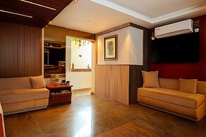Hotel Maitreya Inn