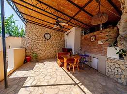 Natur Olive House Ston