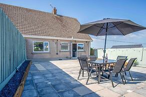 Larkfield - 3 Bedroom Holiday Home - Penally