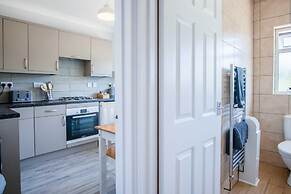Larkfield - 3 Bedroom Holiday Home - Penally