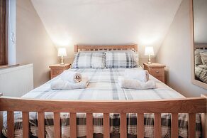 The Brambles - 2 Bedroom Cottage - Llanteg