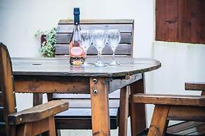 The Brambles - 2 Bedroom Cottage - Llanteg
