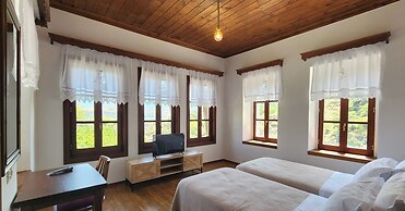 Bizant House Boutique Hotel