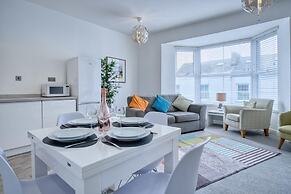 Bay View - 2 Bedroom Apartment - Tenby