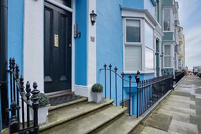 Bay View - 2 Bedroom Apartment - Tenby