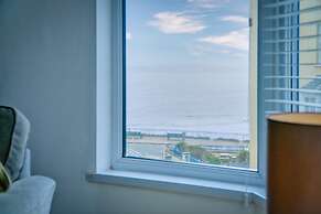 Bay View - 2 Bedroom Apartment - Tenby