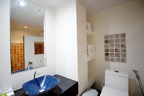 Sasha House-Hotel-Senanikom
