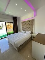 JRE Rooftop Pool With Terraces F-R