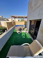 JRE Rooftop Pool With Terraces F-R