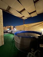 JRE Rooftop Pool With Terraces F-R