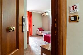 MALIA HOME
