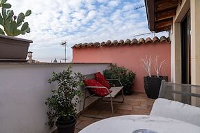 MALIA HOME