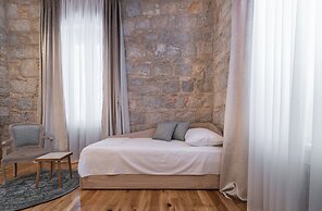 Tifani Luxury Rooms 3