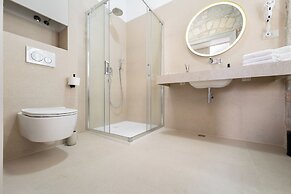 Tifani Luxury Rooms 3