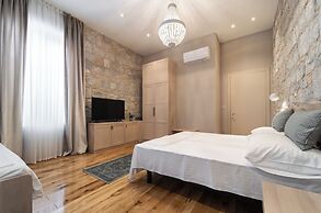 Tifani Luxury Rooms 3