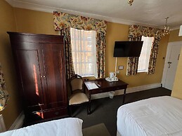 Castle Hotel