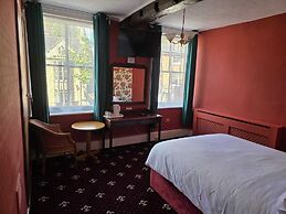 Castle Hotel