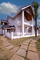 Petals Luxury Homestay