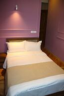 Hugo Boutique Hotel