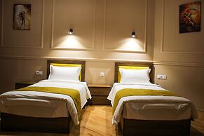 Hugo Boutique Hotel