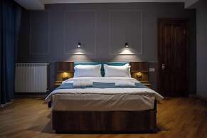 Hugo Boutique Hotel