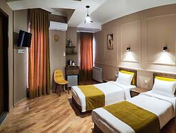 Hugo Boutique Hotel
