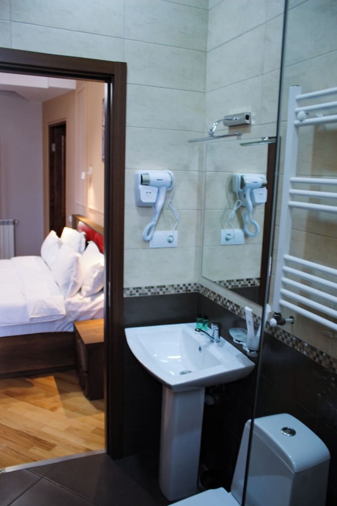 Hugo Boutique Hotel